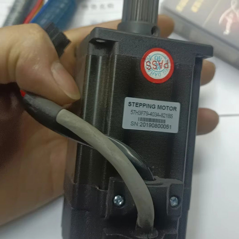 DAHAO Motor 57H3F79-403A-821BS Lokaður loop A15 X Axis Kínverska broderi vél EDH03-57H3F79-403A-821BS